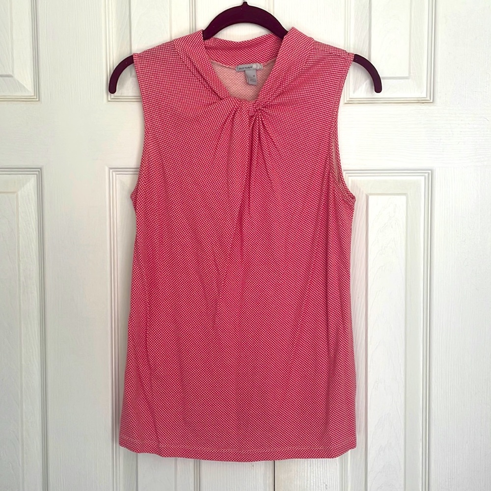 Sleeveless high neck Old Navy shirt